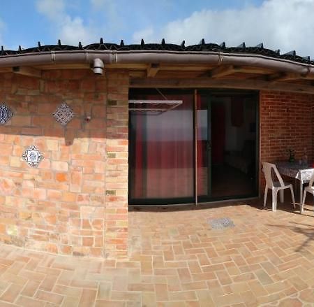 Mansarda Mare Red Apartment Шака Екстериор снимка
